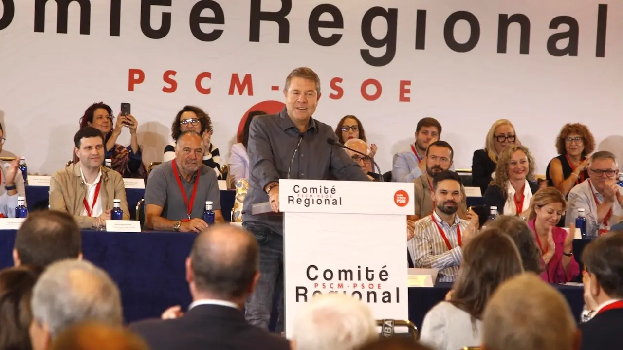 El presidente de Castilla-La Mancha y líder regional del PSOE, Emiliano García-Page, este sábado durante su intervención en el Comité Regional del partido celebrado en Toledo