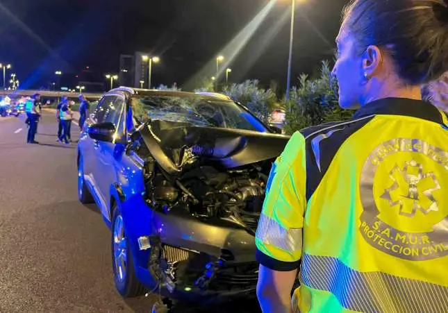 Matan a un joven de 25 arrollándolo con un coche en una carretera cuando huía