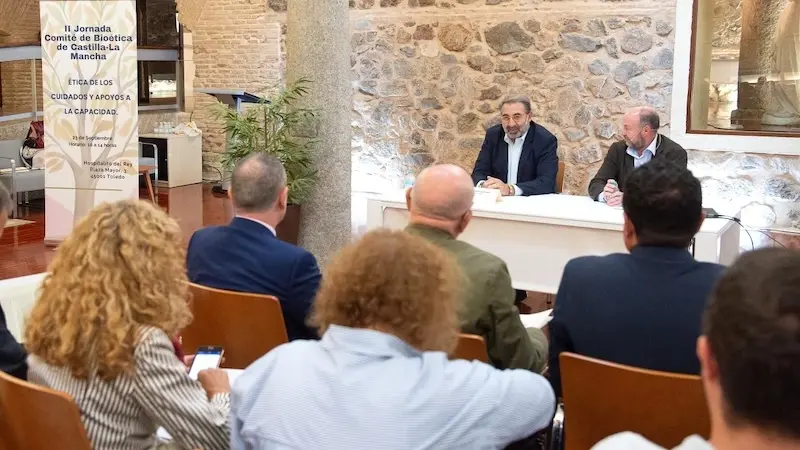 El consejero de Sanidad, Jesús Fernández Sanz, ha inaugurado en Toledo las II Jornadas de Bioética de Castilla-La Mancha