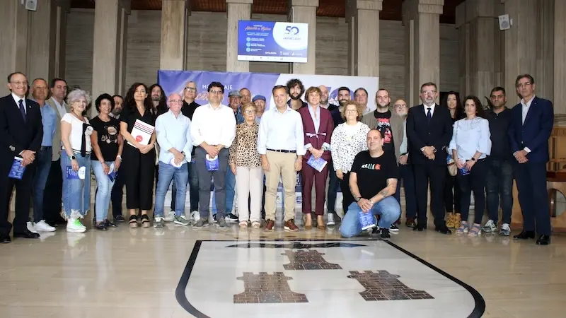 Pop-rock y música tradicional para festejar los 50 años de la Puerta de Hierros