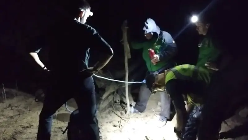 Rescatado un senderista en el pantano de Beleña extraviado cuando buscaba setas