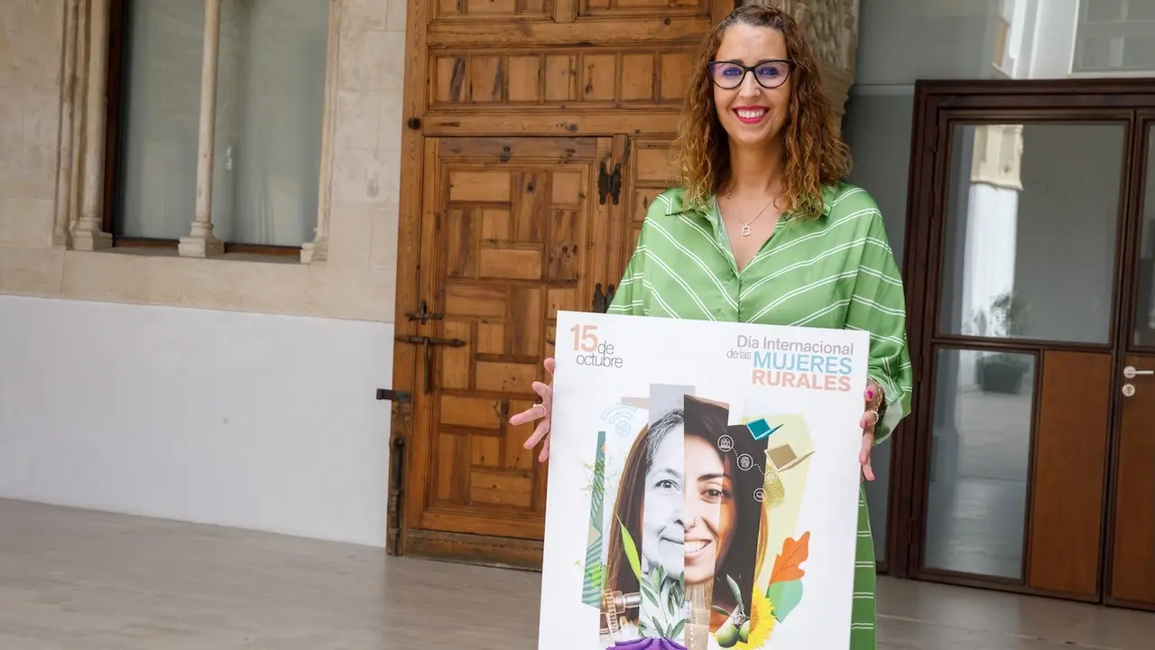 La consejera de Igualdad de Castilla-La Mancha, Sara Simón, ha informado de los asuntos de su departamento abordados en el Consejo de Gobierno y de la celebración del Día de las Mujeres Rurales