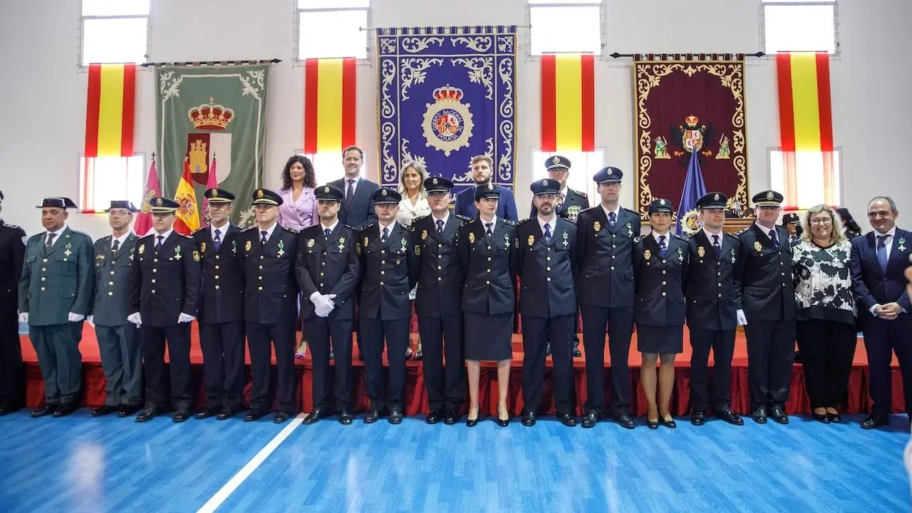 La delegada del Gobierno en Castilla-La Mancha, Milagros Tolón, ha presidido en Toledo el acto institucional con motivo del Día de la Policía Nacional