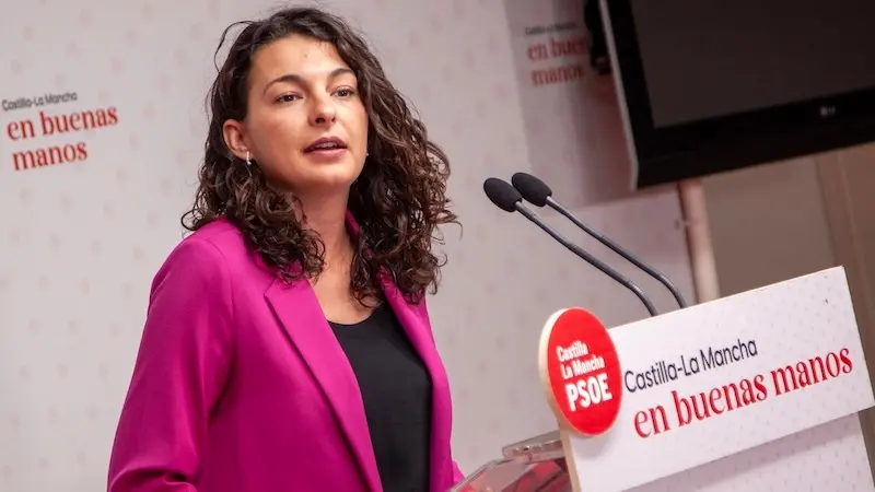 La diputada regional del PSOE, Paloma&nbsp;Jiménez, durante la rueda de prensa que ha ofrecido en la sede de los socialistas en Toledo
