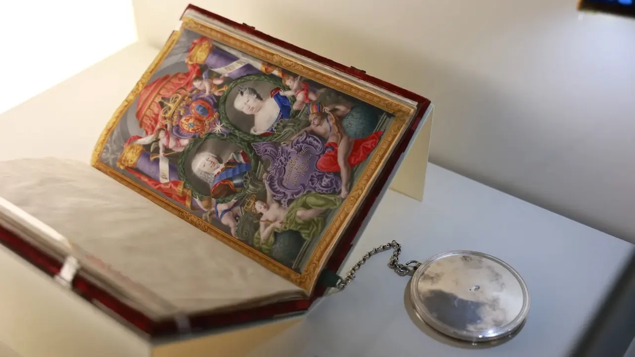 Inauguración de la exposición 'Imago Regis. Arte y retrato en documentos pintados del Archivo de la Nobleza', que exhibe 33 de sus documentos - EFE/Ismael Herrero