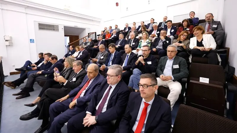 En la imagen público asistente a la primera sesión del Debate sobre el Estado de la Región que se celebra en las Cortes de Castilla-La Mancha