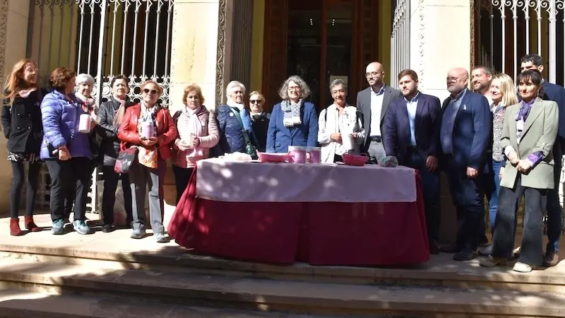 Junta, Diputación y Ayuntamiento de Albacete apoyan a AMAC en el marco del Día Mundial contra el Cáncer de Mamá
