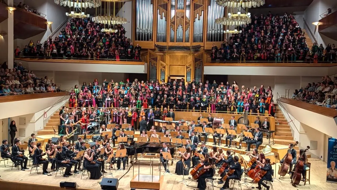 El coro ‘La voz del paciente-Toledo’ emociona en su debut en el Auditorio Nacional