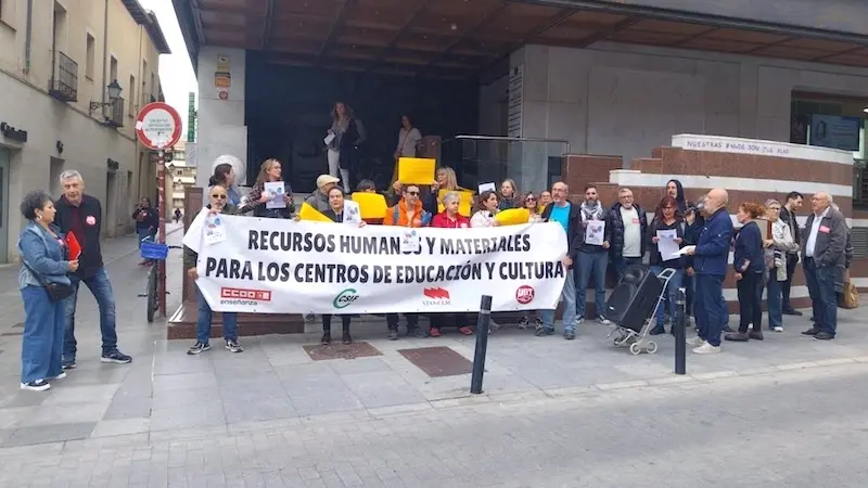 El Personal laboral de Educación reclama cubrir las vacantes en Guadalajara
