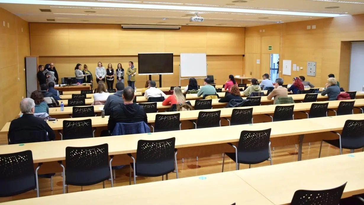 Una treintena de aspirantes realizan primer examen para ser guía turístico en Castilla-La Mancha