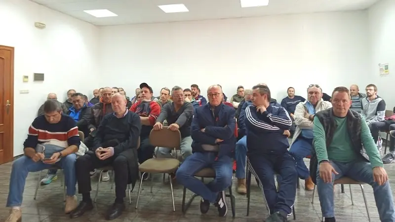 Los trabajadores del servicio de recogida de residuos de Alcázar irán a la huelga