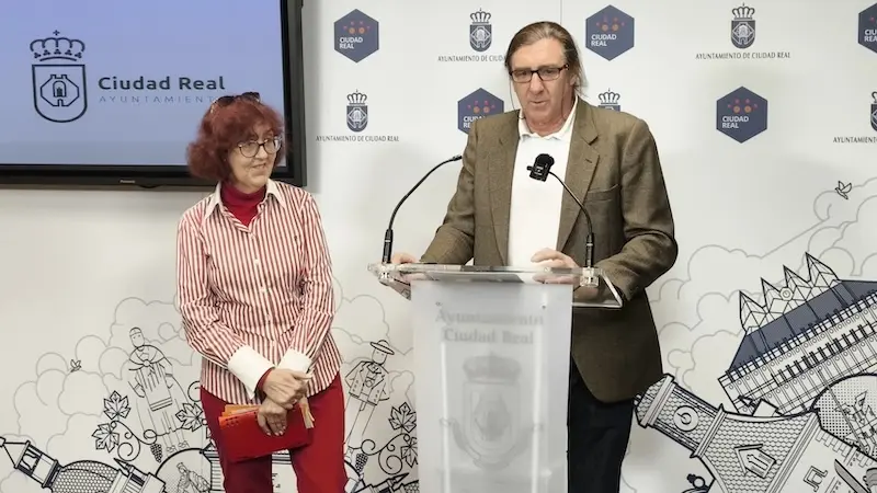 El concejal de Cultura de Ciudad Real, Pedro Lozano, ha presentado la agenda cultural del mes de noviembre