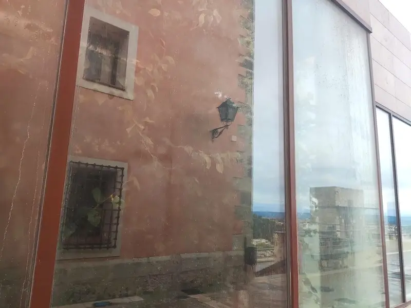Cuenca en Marcha denuncia el estado de los restos arqueológicos de la Torre Mangana