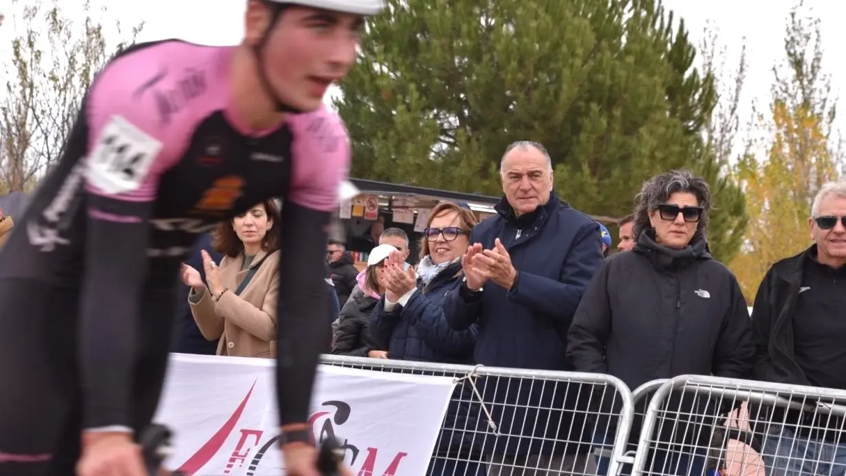 La viceconsejera de Cultura y Deportes de Castilla-La Mancha, Carmen Teresa Olmedo, ha asistido este sábado al III Ciclocross ‘Ciudad de Tarancón’