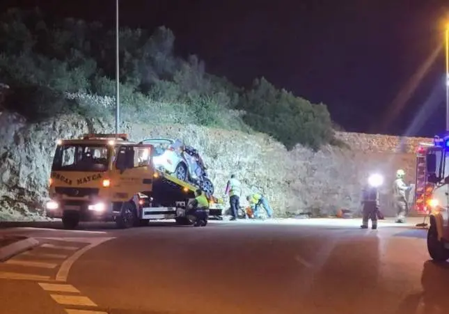 Mueren seis ocupantes de un vehículo, cuatro de ellos menores, en un accidente