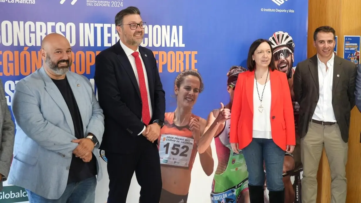 El consejero de Educación, Cultura y Deportes de Castilla-La Mancha, Amador Pastor, ha asistido a la inauguración del I Congreso Internacional ‘CLM RED 2024’ que se celebra en Alcázar de San Juan (Ciudad Real)