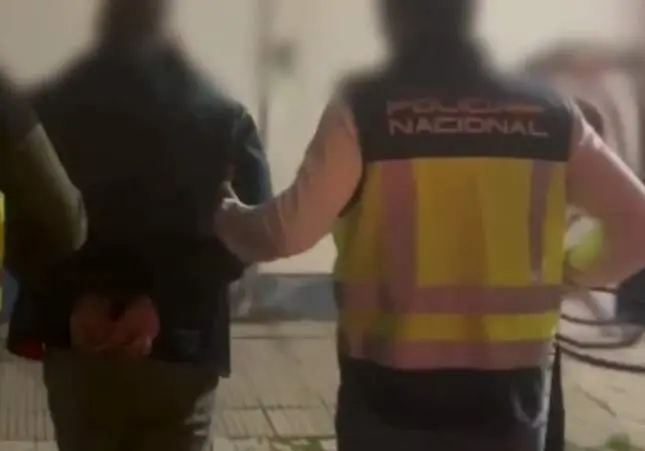 VIDEO. Detenido cuando escapaba tras asesinar a un cura y torturar a una monja