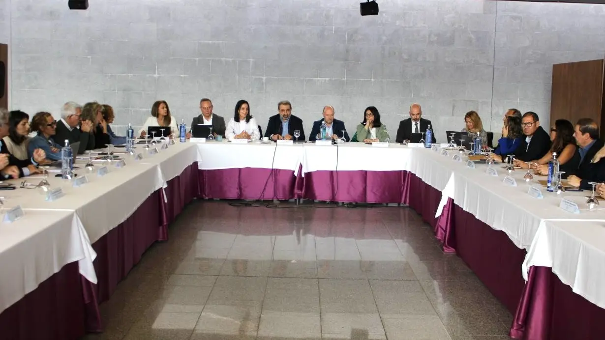 La Consejería de Sanidad ha celebrado una reunión con todos los responsables de las gerencias sanitarias de la Comunidad Autónoma