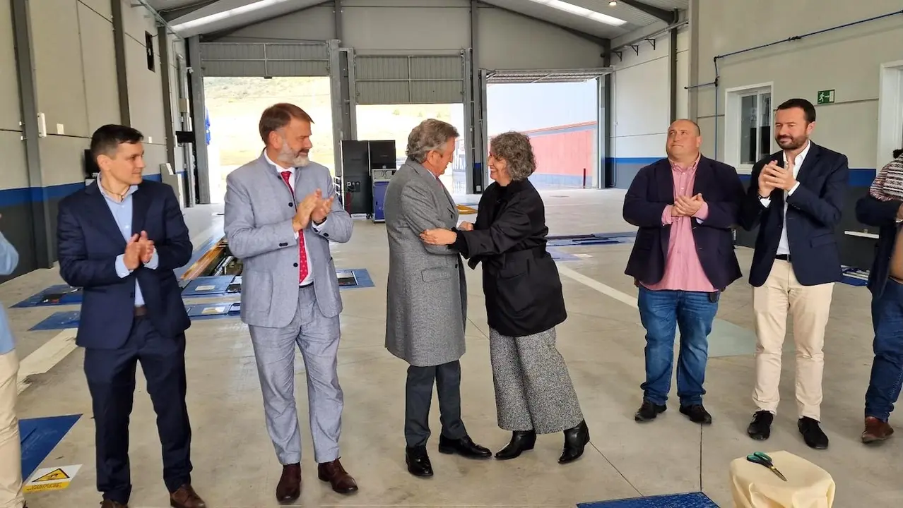 La consejera de Desarrollo Sostenible de Castilla-La Mancha, Mercedes Gómez, ha inaugurado la nueva ITV de Molina de Aragón (Guadalajara)