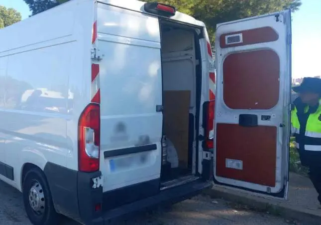 Borracho, drogado y sin carnet: así se dedicaba a hacer las entregas un repartidor