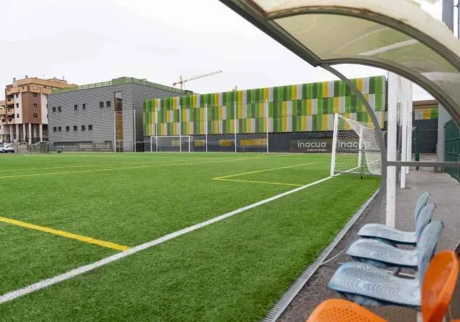Tiroteo durante un partido de fútbol de niños: dos heridos y el pistolero huido