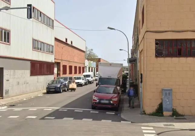 Aparece una mano amputada en medio de una calle: investigan qué ha pasado