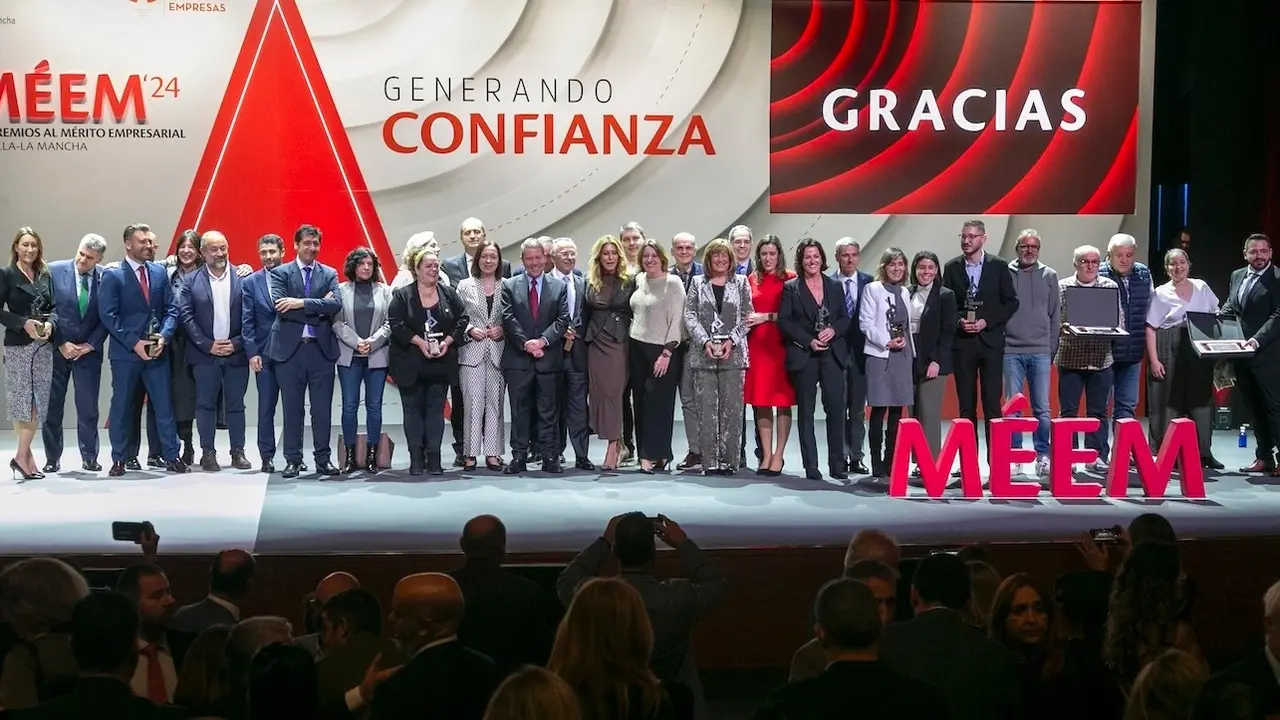 El presidente de Castilla-La Mancha, Emiliano García-Page, ha presidido en Alcázar de San Juan (Ciudad Real) los VIII Premios al Mérito Empresarial 2024