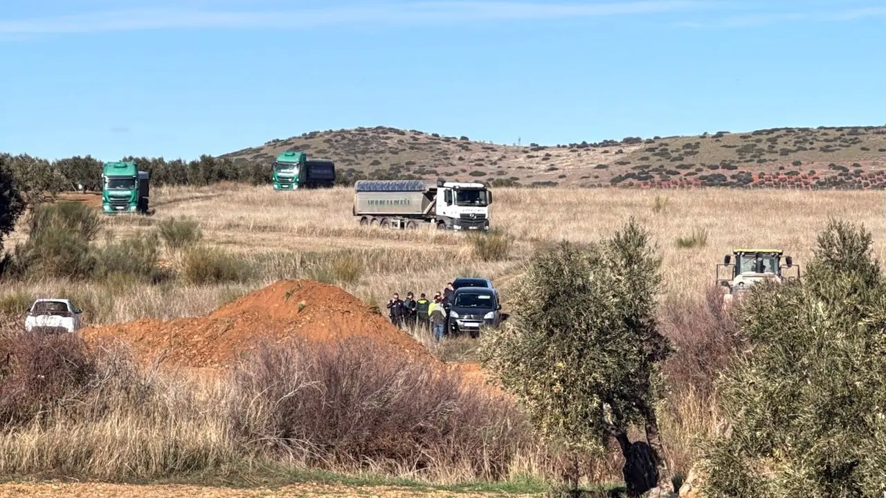 Denuncian actividades ilegales de la empresa que busca explotar la minería de tierras raras en Ciudad Real
