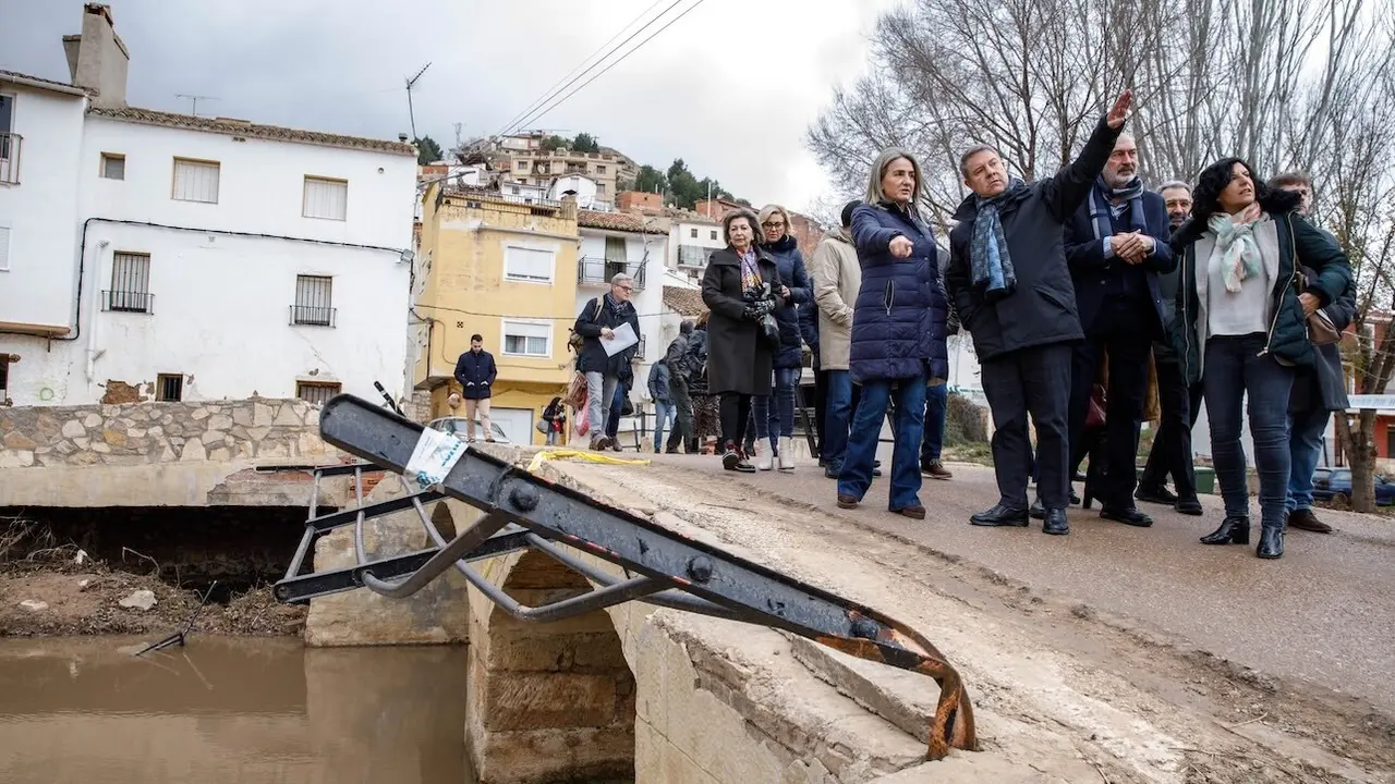 El presidente de Castilla-La Mancha, Emiliano García-Page, ha presidido en la localidad conquense la reunión de la Comisión de seguimiento del Plan Mira 2024-2028
