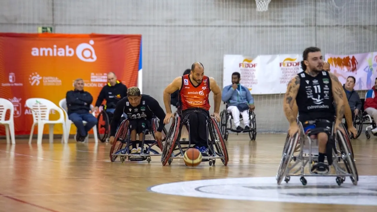 El BSR Amiab Albacete consigue un trabajado triunfo frente a Mideba Extremadura (57-47)