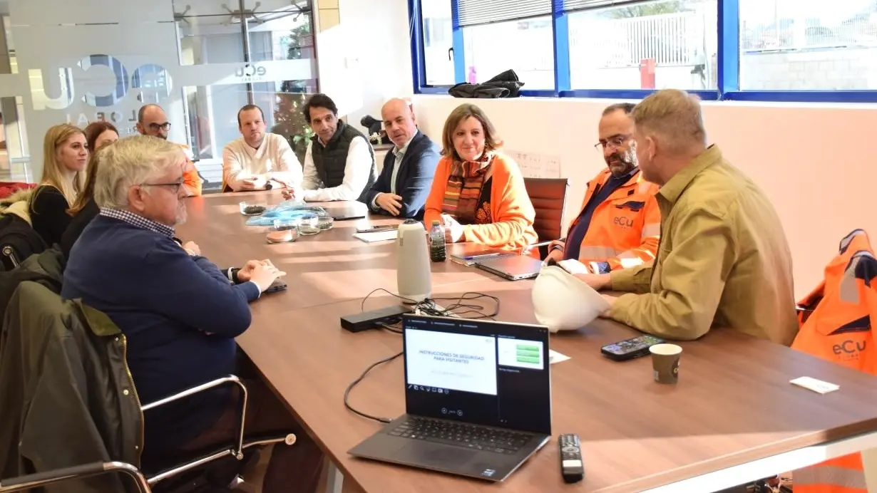 La consejera de Economía, Empresas y Empleo de Castilla-La Mancha, Patricia Franco, ha visitado las instalaciones del proyecto eCu Global Recycling en Cabanillas del Campo (Guadalajara)