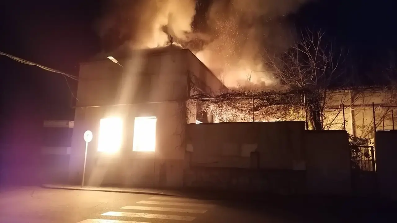 Controlado un incendio originado en el antiguo cuartel militar de Guadalajara