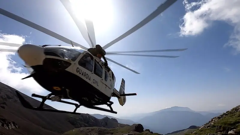rescate, helicóptero, Guardia Civil, montaña
