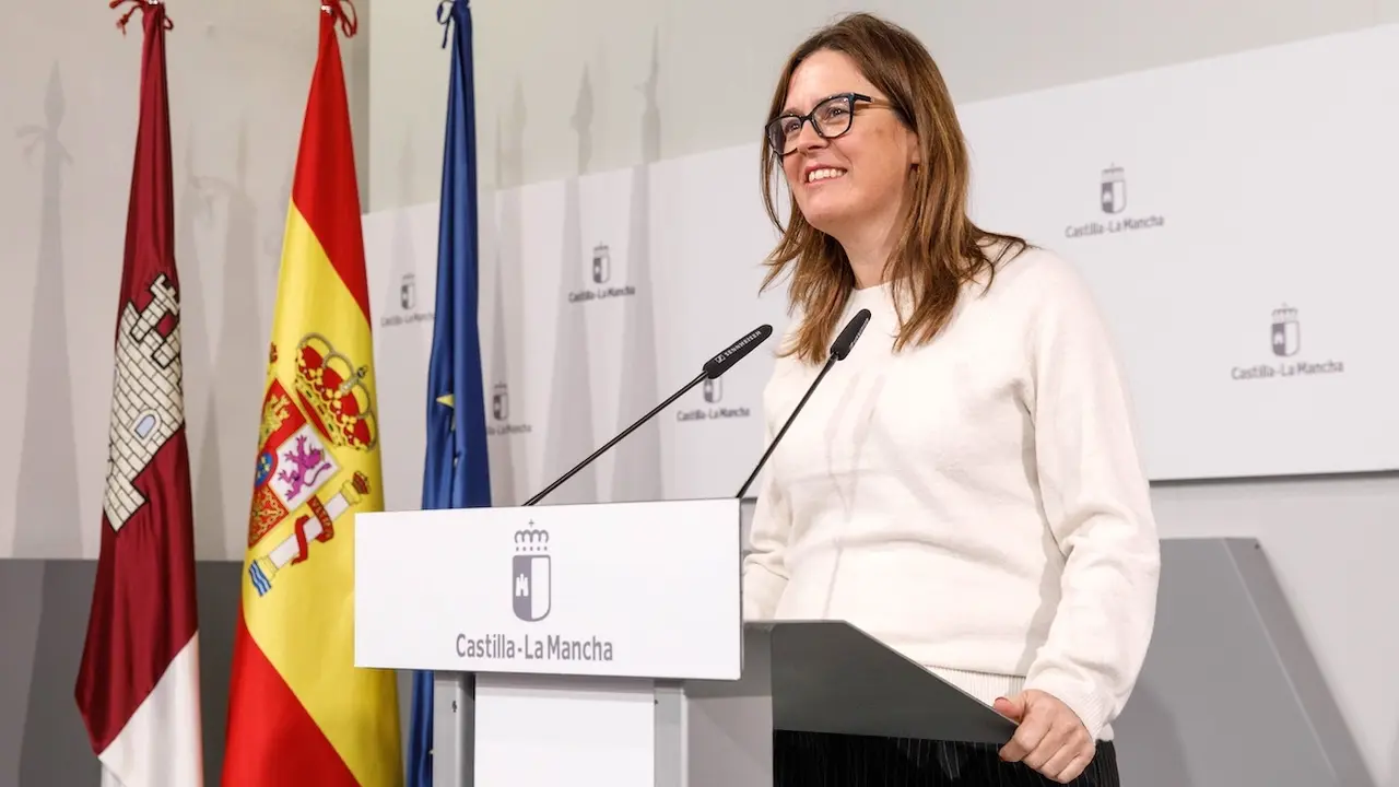 La consejera portavoz del Gobierno de Castilla-La Mancha, Esther Padilla, ha informado en rueda de prensa de los asuntos del Consejo de Gobierno