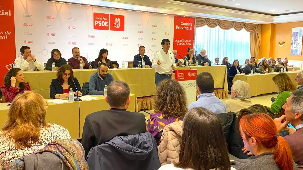 El secretario general del PSOE de Ciudad Real, José Manuel Caballero, durante su intervención este sábado en el Comité Provincial del partido