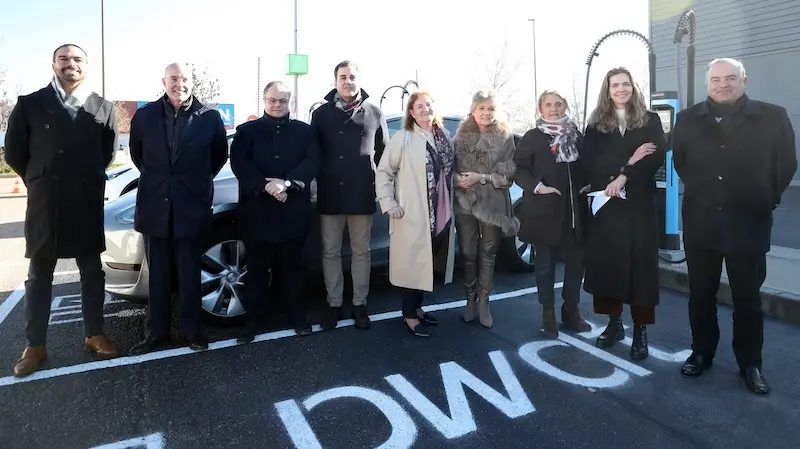 Inaugurada en Talavera una estación para vehículos eléctricos con 28 puntos de recarga
