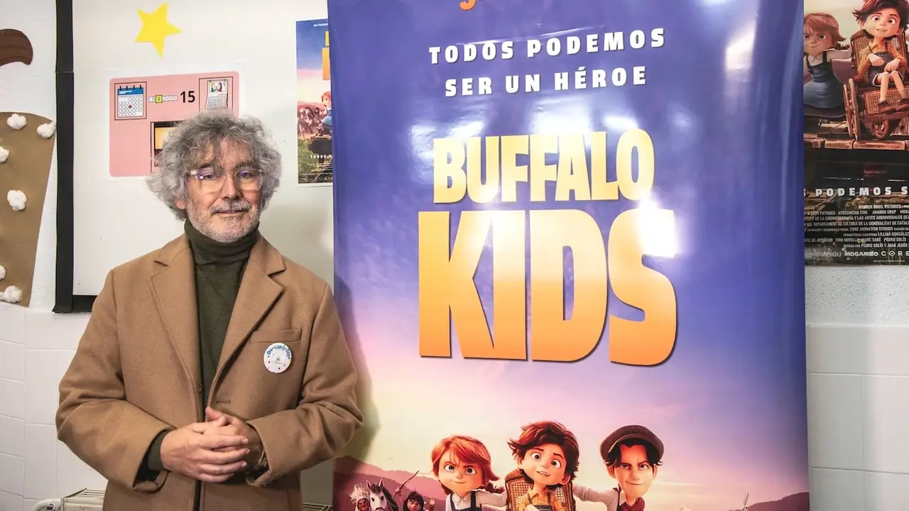 El Centro de Educación Especial Virgen del Amparo de Guadalajara, que atiende a niños con necesidades especiales, ha sido escenario este miércoles de la proyección más especial de la película de animación ?Buffalo Kids?, inspirada en Nico, hijo de uno de los directores de la cinta, Pedro Solís (en la imagen), y que fue alumno de este centro - EFE/Beatriz Retuerta