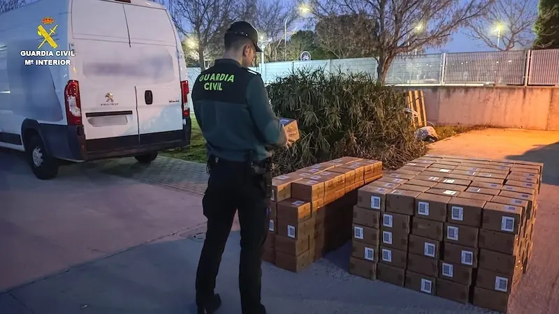 Detenido cuando robaba la mercancía de un camión en el polígono de Cabanillas del Campo (Guadalajara)
