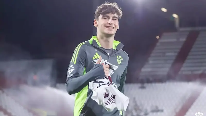 El centrocampista Javi Villar dice que está "disfrutando mucho" en el Albacete