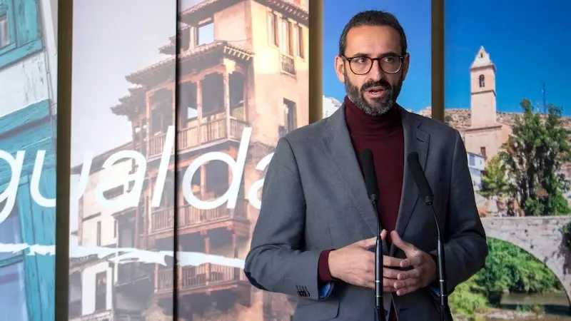 El secretario de Organización del PSOE de Castilla-La Mancha y diputado nacional, Sergio Gutiérrez, ha informado en rueda de prensa del XIII Congreso Regional que el partido celebra este fin de semana en Toledo