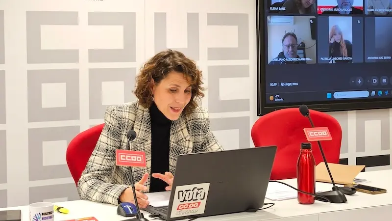 La secretaria de Transiciones Estratégicas y Desarrollo Territorial de CCOO Castilla-La Mancha, Encarna Sánchez, durante el plenario de formación