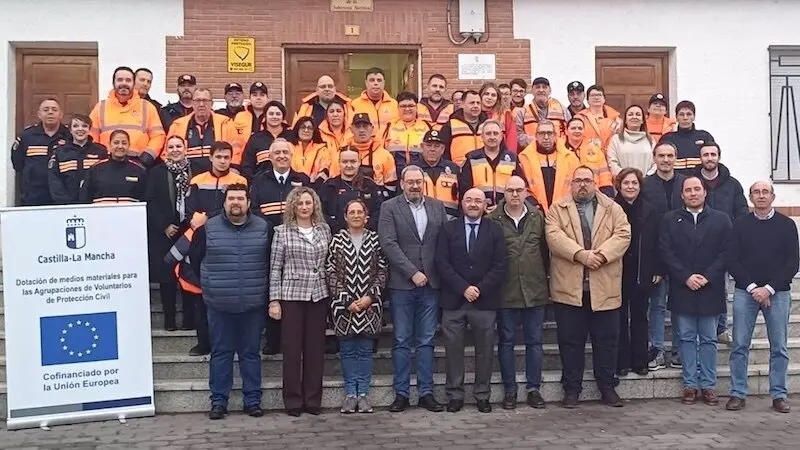 La Junta entrega 237 lotes de uniformidad a 17 agrupaciones de Protección Civil de la provincia de Toledo