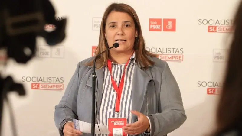 La presidenta de la Comisión Ejecutiva provincial del PSOE de Toledo, Tita García Élez, en rueda de prensa este domingo en Toledo