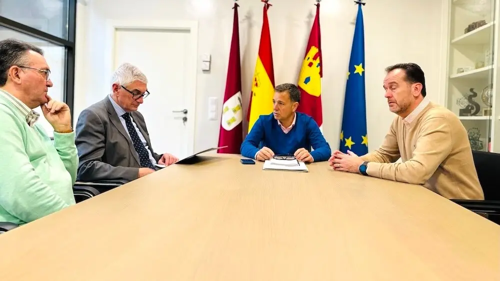 El alcalde Albacete agradece a la Fundación Toro de Lidia "su defensa de lo taurino"