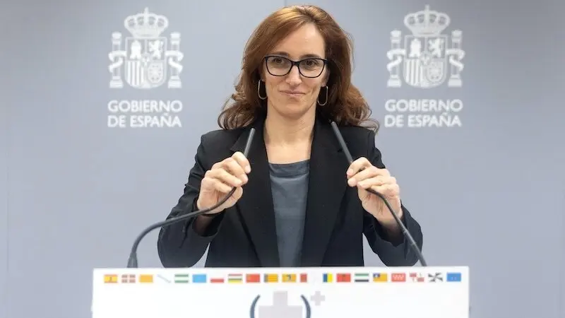 La ministra de Sanidad, Mónica García, durante la rueda de prensa tras la reunión del pleno del CISNS - EP/Eduardo Parra