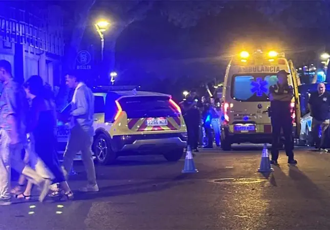 policía, ambulancia, reyerta, crimen, cadáver, pelea,