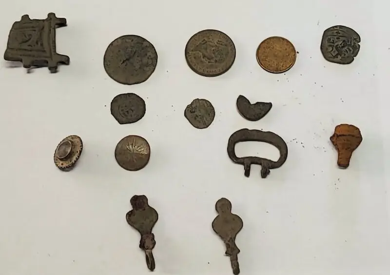 Sorprenden a tres toledanos haciendo prospecciones arqueológicas ilegales