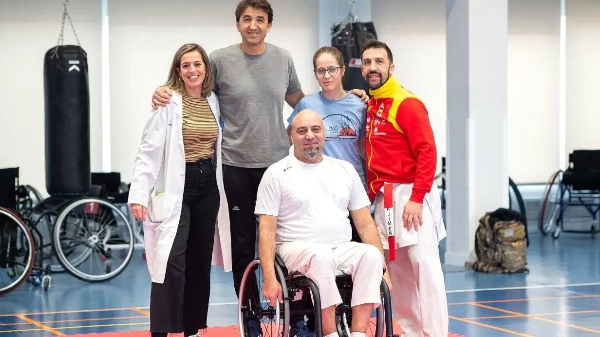 El Hospital Nacional de Parapléjicos incluye parakarate en su oferta deportiva para pacientes