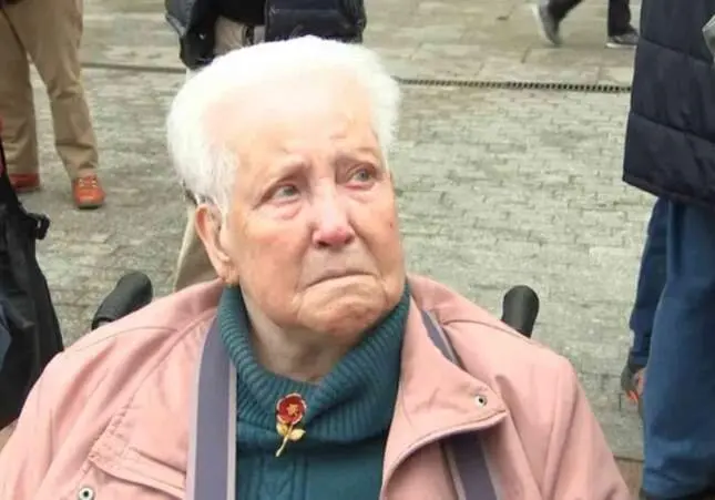 El calvario de Rosario, desahuciada por error con 97 años: el juez archiva el caso