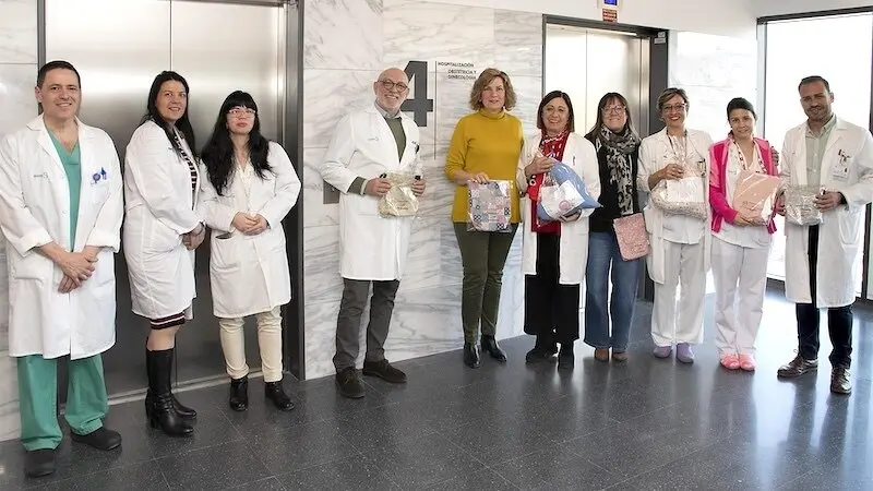 Proyecto Yunquera entrega bolsas portadrenajes y almohadas a afectados de cáncer